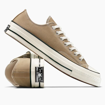 コンバース チャック 70 オックス スワンプ コア/エグレット/ブラック カジュアルシューズ A13339C Sizing コンバース チャック 70 オックス スワンプ コア/エグレット/ブラック カジュアルシューズ A13339C