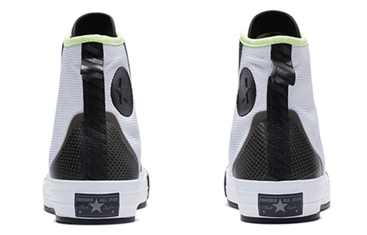Shop Converse Chuck 70 Tech Hiker 高帮 '白色荧光' 162357C