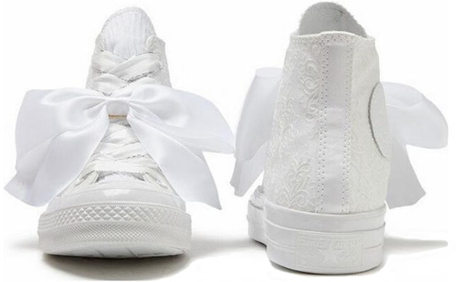 (Women) Converse Chuck Taylor 70S High Tops 'Floral Embroidered White' A07078C Shop (Women) Converse Chuck Taylor 70S High Tops 'Floral Embroidered White' A07078C