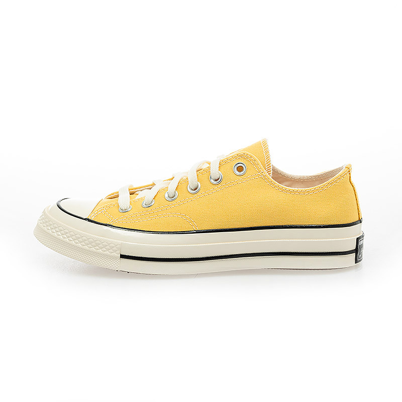 Converse Chuck Taylor 70 High Top Sneakers / A10528C