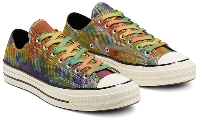 Converse Chuck Taylor All-Star 70s Ox Tie Dye Plaid - Corak Ikat Celup Kotak-kotak 168879C Lookbook Converse Chuck Taylor All-Star 70s Ox Tie Dye Plaid - Corak Ikat Celup Kotak-kotak 168879C