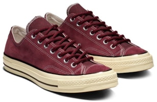 컨버스 척테일러 1970 로우 버건디/블랙/화이트 (46 characters) 162375c Lookbook 컨버스 척테일러 1970 로우 버건디/블랙/화이트 (46 characters) 162375c