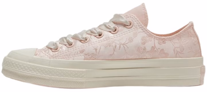 Chuck taylor all 2025 star 70 low