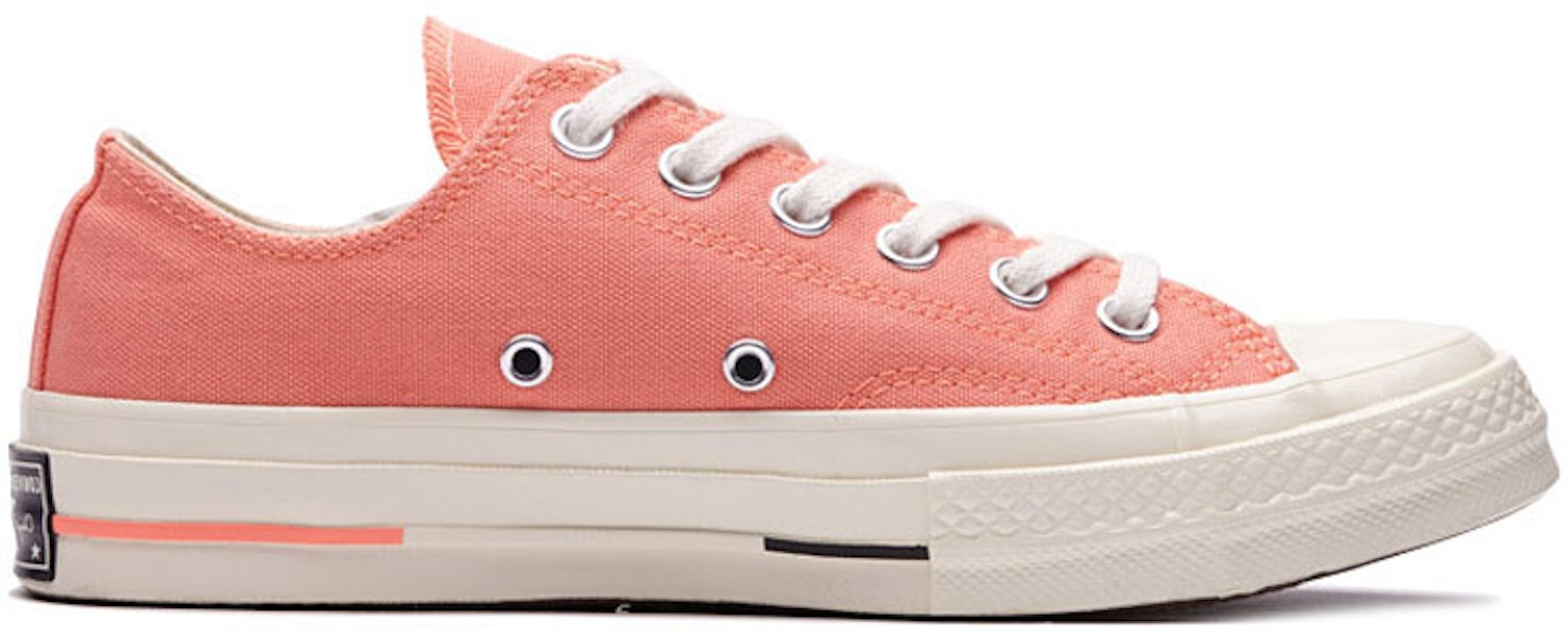 Converse Chuck Taylor All Star 70 Ox Crimson Pulse Egret di Indonesia 160522C Lookbook Converse Chuck Taylor All Star 70 Ox Crimson Pulse Egret di Indonesia 160522C