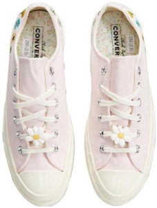 Converse Chuck 70 'Bunga Putih' A06072C Lookbook Converse Chuck 70 'Bunga Putih' A06072C