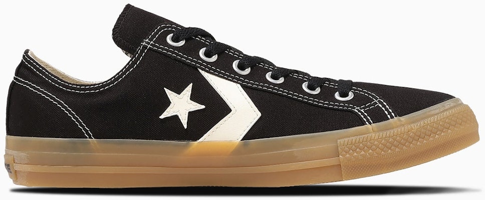 匡威Chuck Taylor All Star经典低帮帆布鞋黑色 33702520 Lookbook 匡威Chuck Taylor All Star经典低帮帆布鞋黑色 33702520
