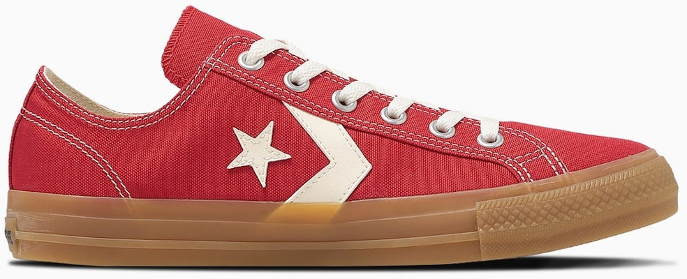 匡威 Chuck Taylor All Star 经典低帮红色运动鞋 33702522 Lookbook 匡威 Chuck Taylor All Star 经典低帮红色运动鞋 33702522