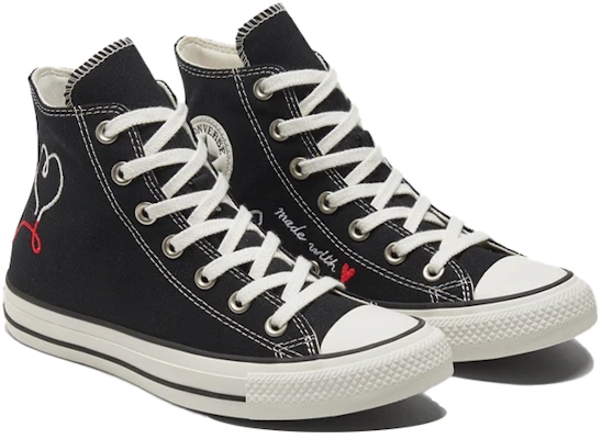 Converse Chuck Taylor All Star Tinggi 'Made with Love - Hitam' 171158C Lookbook Converse Chuck Taylor All Star Tinggi 'Made with Love - Hitam' 171158C
