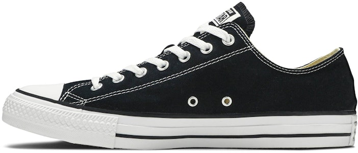 匡威Chuck Taylor全星低帮‘黑色’运动鞋 M9166 Lookbook 匡威Chuck Taylor全星低帮‘黑色’运动鞋 M9166