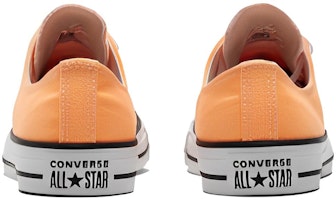 Converse Chuck Taylor All Star Lo 'Peach Beam' Sepatu wanita A04393C Shop Converse Chuck Taylor All Star Lo 'Peach Beam' Sepatu wanita A04393C