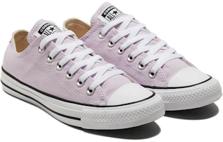 Shop Converse Chuck Taylor All Star 低筒 帆布鞋 男女款 淺紫色