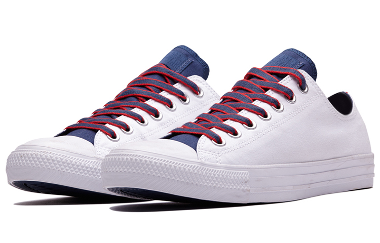 Lookbook Converse Chuck Taylor All Star 低筒 '白色海軍藍' 160467C