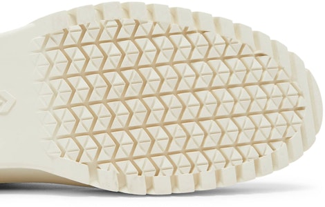 匡威Chuck Taylor All Star Lugged 2.0厚底高帮'午夜三叶草' A00850C Purchase 匡威Chuck Taylor All Star Lugged 2.0厚底高帮'午夜三叶草' A00850C