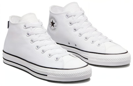 Converse Chuck Taylor All Star Pro Mid 'Blanco Negro' A04151C Lookbook Converse Chuck Taylor All Star Pro Mid 'Blanco Negro' A04151C