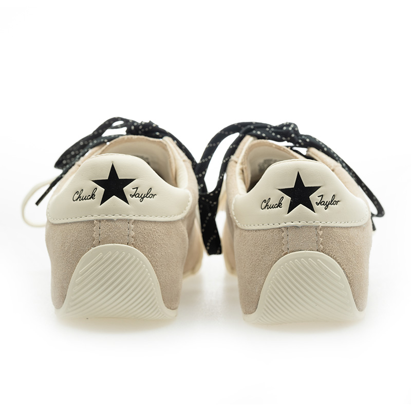 Shop Converse Chuck Taylor Low Top Kasut Sneakers Lelaki/Perempuan A16122C