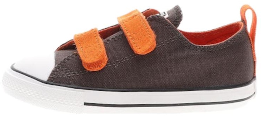 Converse Chuck Taylor V2 'Anti-Slip Durable Low-Top Toddler' 740614C Purchase Converse Chuck Taylor V2 'Anti-Slip Durable Low-Top Toddler' 740614C