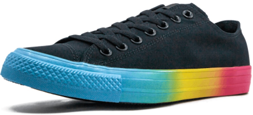 Converse CTAS OX Sneakers Olahraga Fashion 164823F Shop Converse CTAS OX Sneakers Olahraga Fashion 164823F