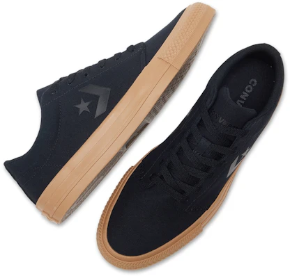 Converse Day One 經典款低筒 黑色/黑色/生膠 休閒鞋 A15627C Shop Converse Day One 經典款低筒 黑色/黑色/生膠 休閒鞋 A15627C