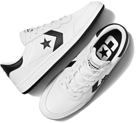 Converse Fastbreak Pro Kulit 'Putih Hitam' A10201C Shop Converse Fastbreak Pro Kulit 'Putih Hitam' A10201C