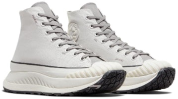 Converse High Top Kanvas 'Putih' A06533C Lookbook Converse High Top Kanvas 'Putih' A06533C