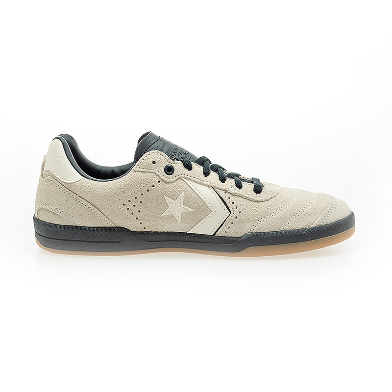Shop Converse Louie Lopez Pro 2 Scarpe da Ginnastica A14324C