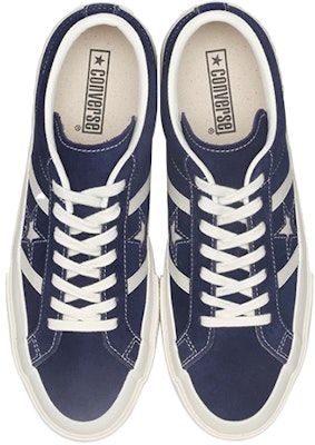 Converse One Star '海军蓝' 运动鞋 1CL824 Lookbook Converse One Star '海军蓝' 运动鞋 1CL824