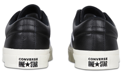Shop Converse One Star Academy Ox Sneakers/Scarpe 163757C001