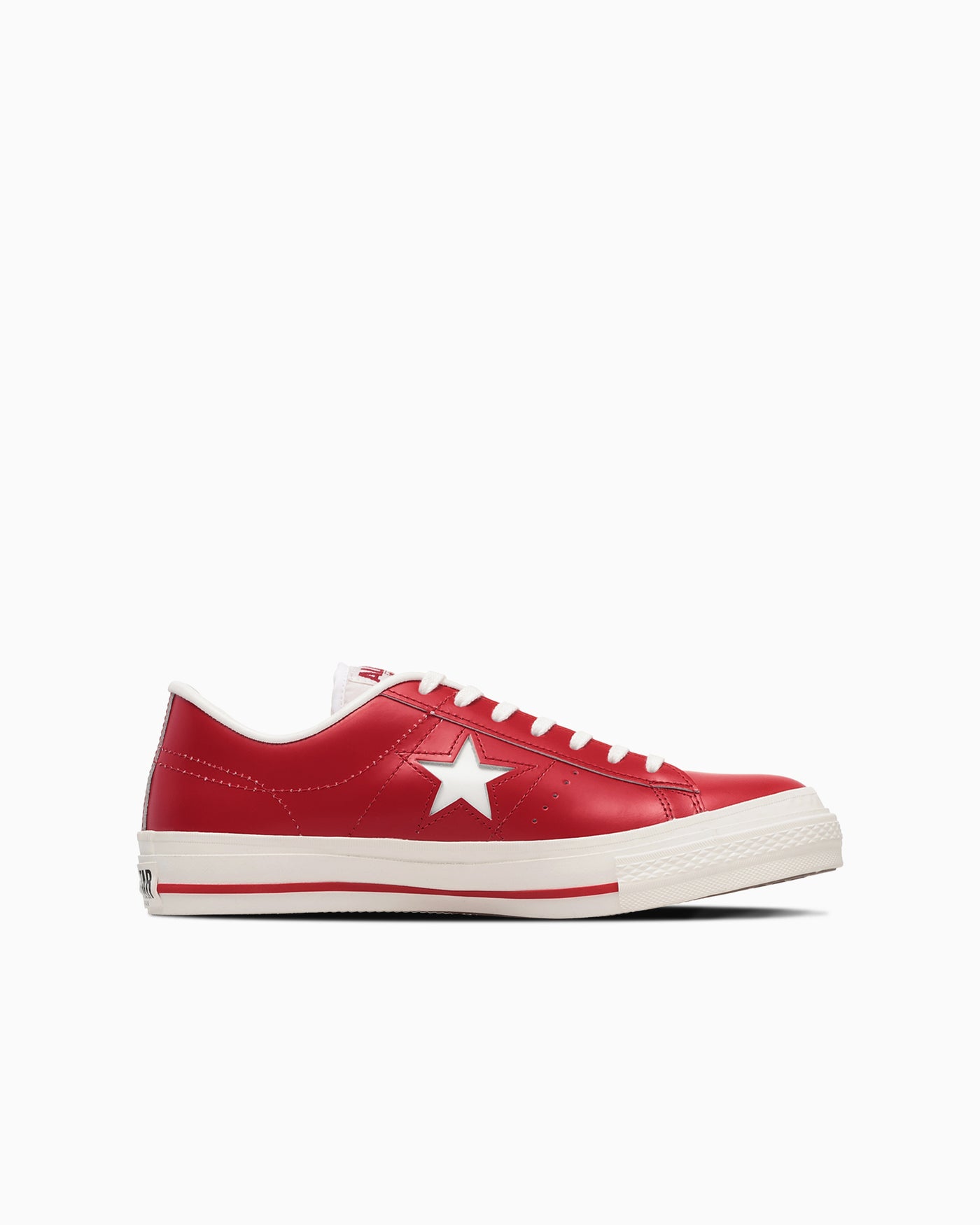 Shop Converse One Star J 球鞋 紅色 33702940