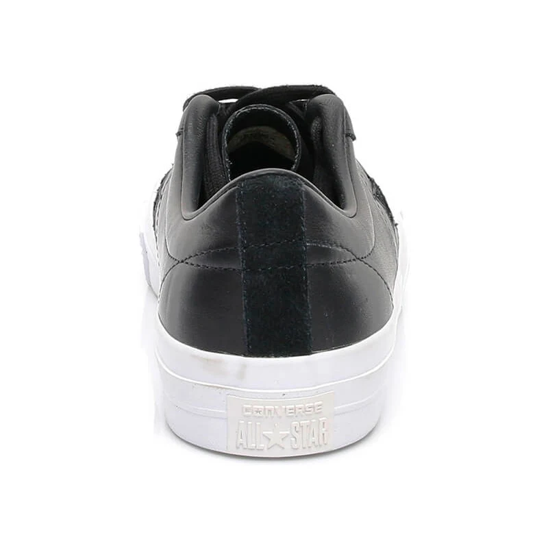 Shop Converse One Star Leather Rendah 'Hitam' 155548C
