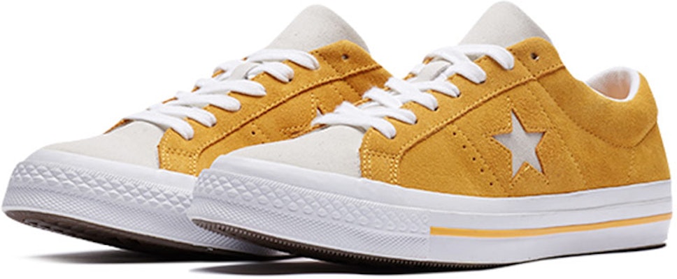 Converse One Star Kuning 'Putih' 161548C Lookbook Converse One Star Kuning 'Putih' 161548C