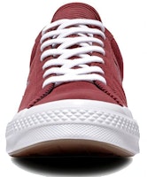 Converse One Star Ox 'Burgundy Gelap' 161631C Lookbook Converse One Star Ox 'Burgundy Gelap' 161631C