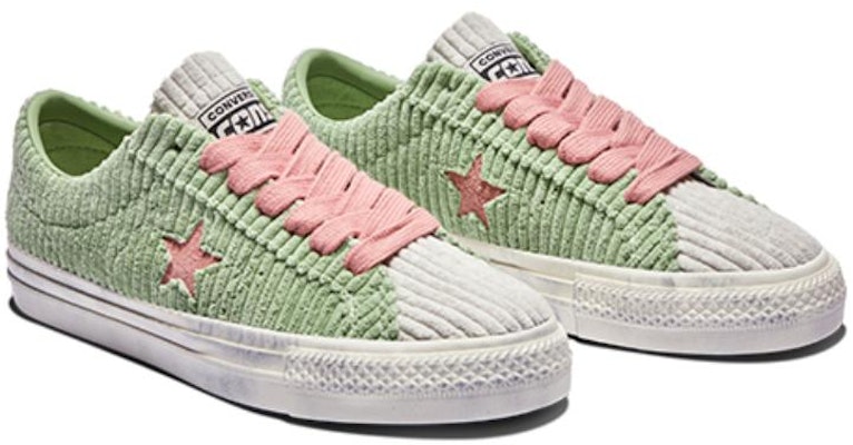 (W) Converse 'Merah Muda' A03755C Lookbook (W) Converse 'Merah Muda' A03755C