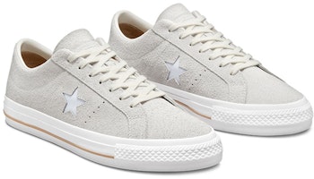 匡威 One Star Pro '灰白' 运动鞋 A03672C Lookbook 匡威 One Star Pro '灰白' 运动鞋 A03672C