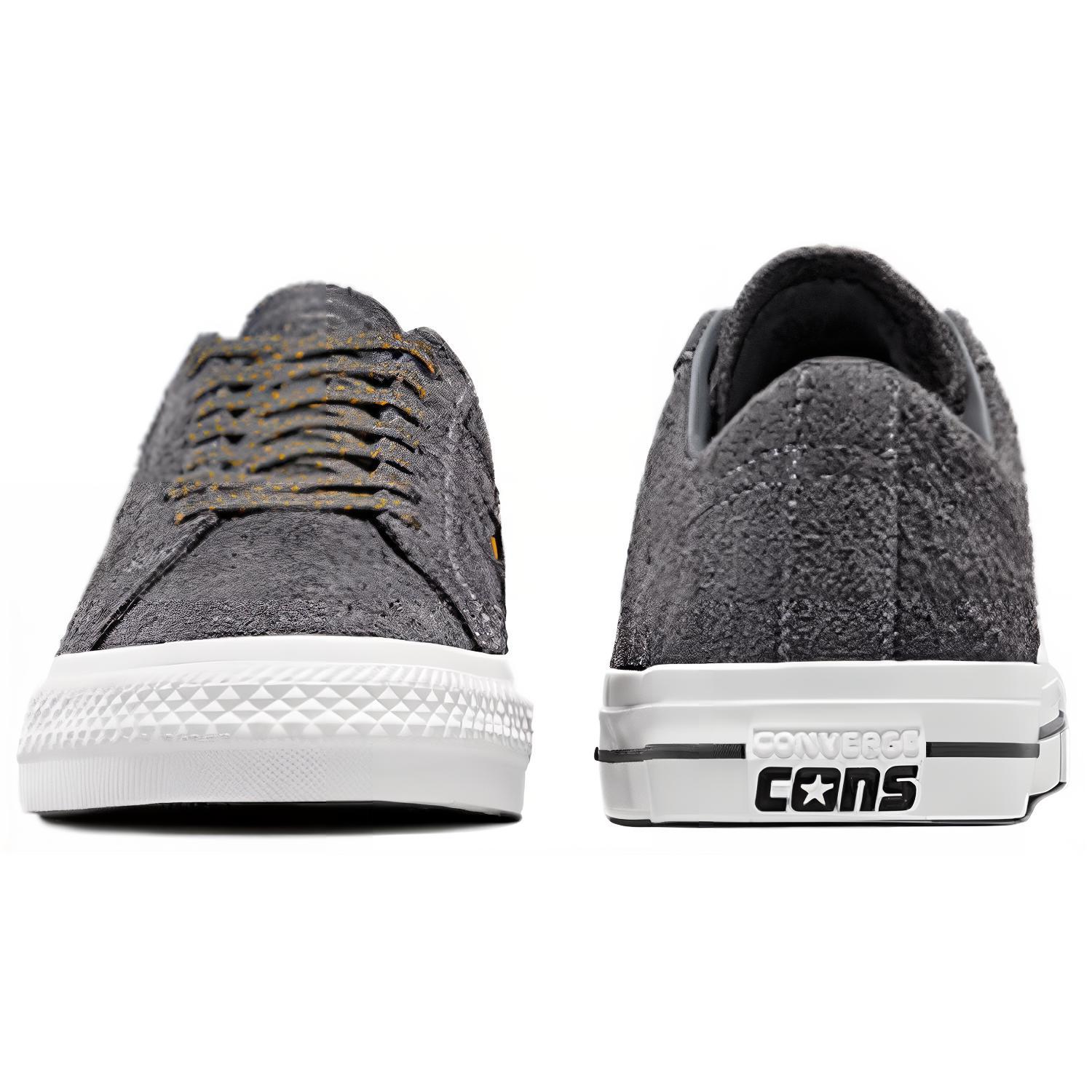 Shop Converse One Star Pro 'Abu Abu Putih' A05324C