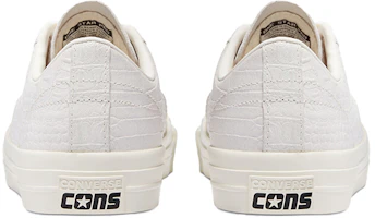 Shop Converse One Star Pro Low「鱷魚壓紋-乳白色」 170707C