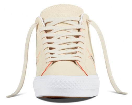 Converse One Star Pro Suede 'Krim Jingga' 155520C Lookbook Converse One Star Pro Suede 'Krim Jingga' 155520C