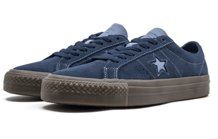 Order Converse One Star Pro OX NA Sneakers 164134C
