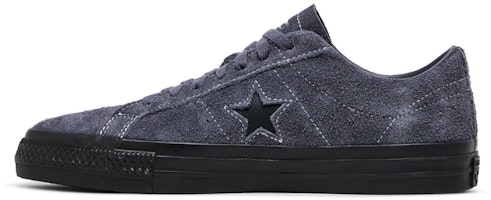 Converse One Star Pro Suede Rendah 'Dark Moth Black' Vintage A04610C Lookbook Converse One Star Pro Suede Rendah 'Dark Moth Black' Vintage A04610C