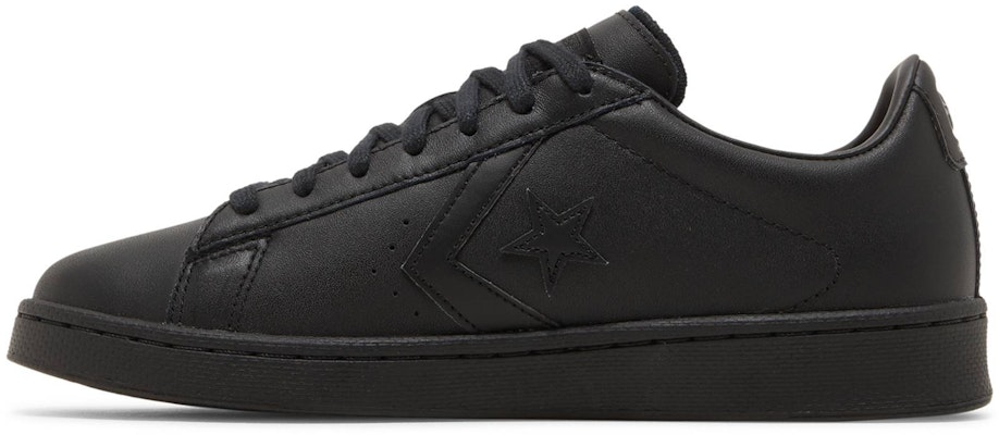 Converse Pro Leather Rendah 'Hitam Monokolor' 167602C Lookbook Converse Pro Leather Rendah 'Hitam Monokolor' 167602C