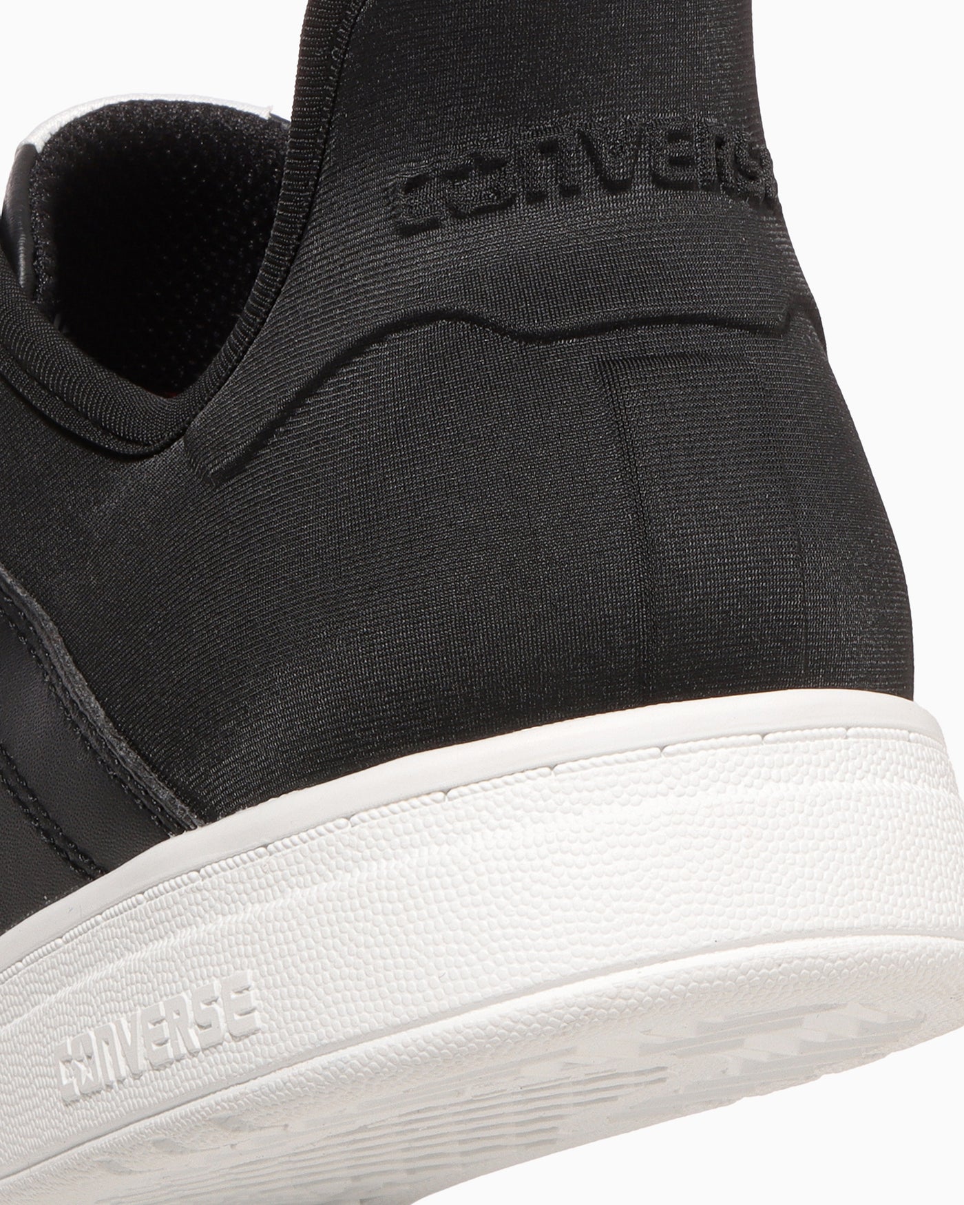 Cheap コンバース PUMA シティスター スリット スライド サンダル ブラック 33702392