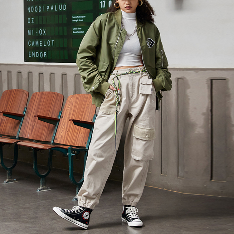 Shop 匡威复古飞行员夹克春季男女同款绿箭标宽松款 10024169-A02