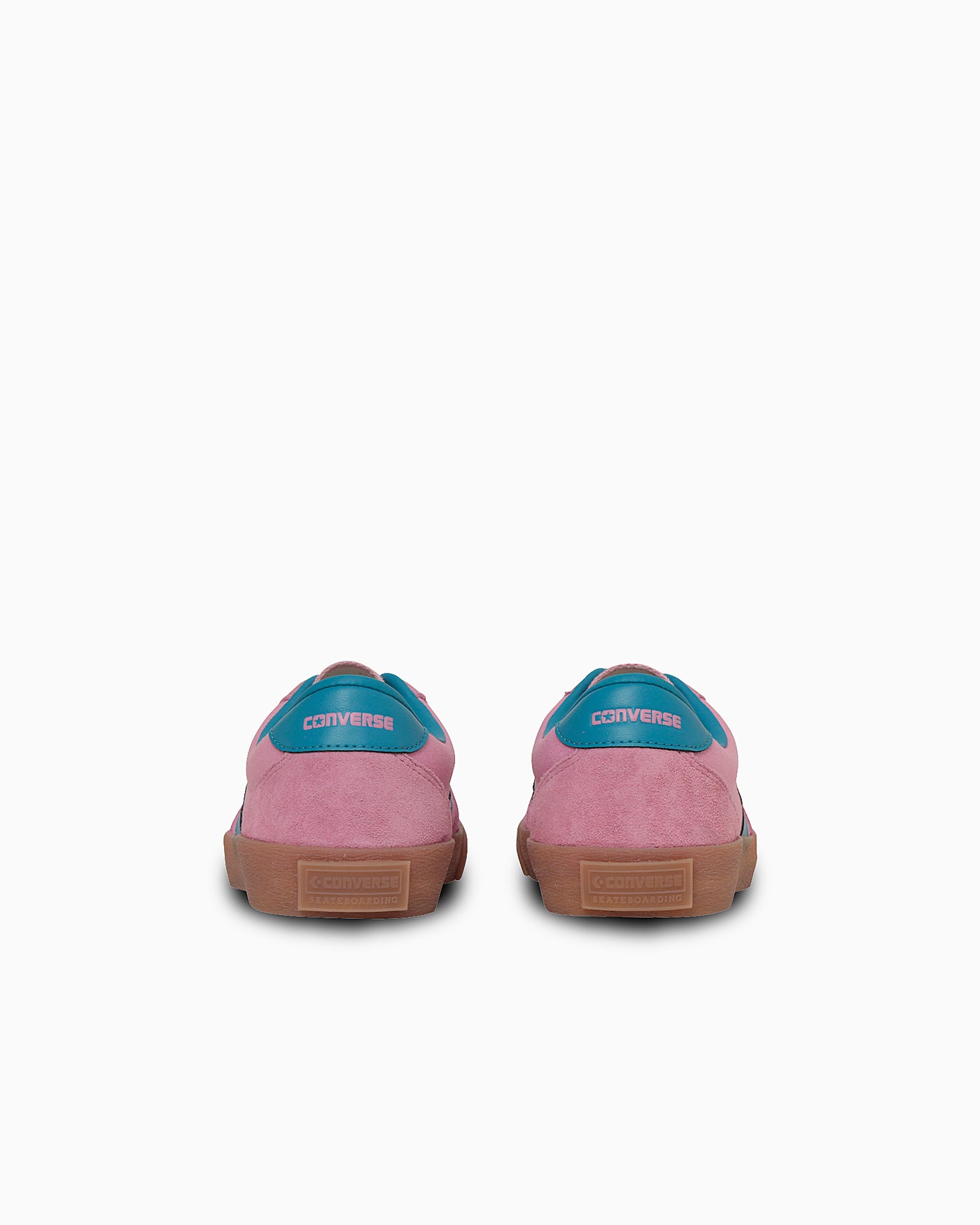 Shop Converse Road Classic 滑板鞋 黑/白 34202301