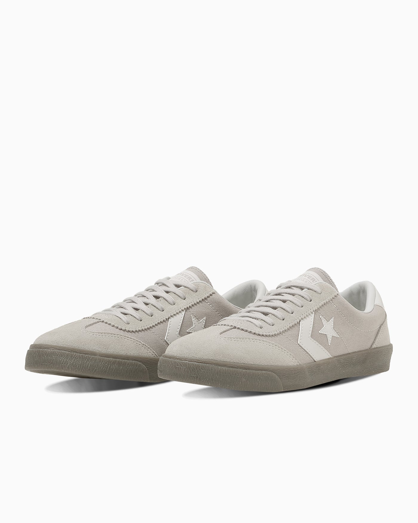 Order Converse Roadclassic SK OX Sneakers Kelabu/Kelabu Terang. 33702340