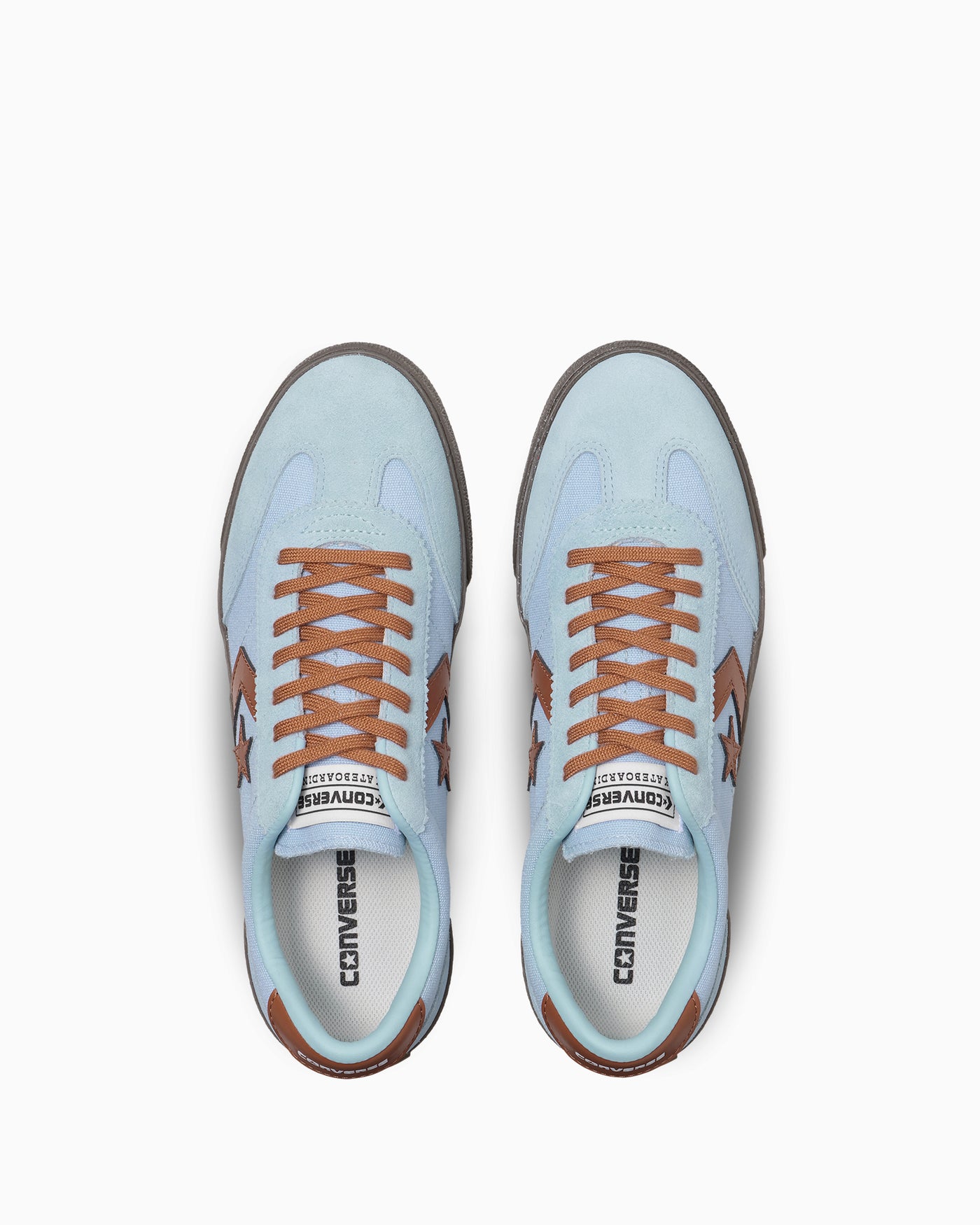Shop Converse Roadclassic SK OX 球鞋 淺藍/棕色 33702660