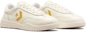 Lookbook Converse Run Star Trainer 'Egret Gold' A12778C