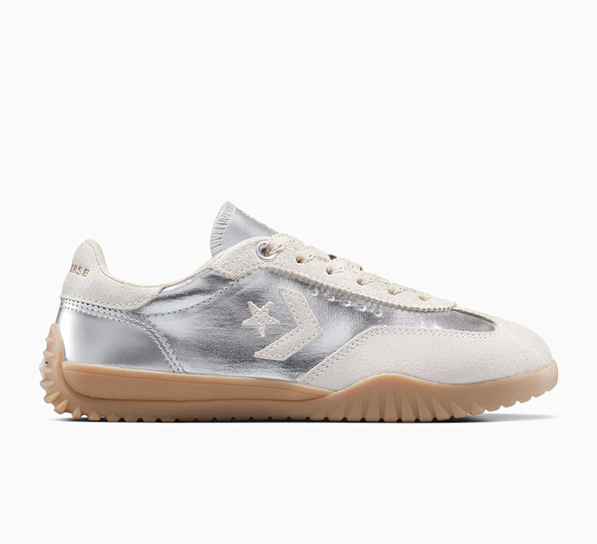 Converse Run Star Trainer OX Low-Top Retro Sneakers Beige/Perak Kasut A15189C Lookbook Converse Run Star Trainer OX Low-Top Retro Sneakers Beige/Perak Kasut A15189C