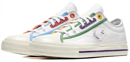 Converse 星徽球員低筒系列「Logo 混搭 - White Jet Stream」款 167141C Lookbook Converse 星徽球員低筒系列「Logo 混搭 - White Jet Stream」款 167141C