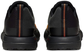 Converse 星系列 Rn 黑/红 166444C Shop Converse 星系列 Rn 黑/红 166444C