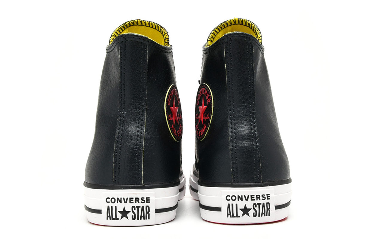 Shop Converse Unisex CTAS Sneakers Alte Nero 165664C
