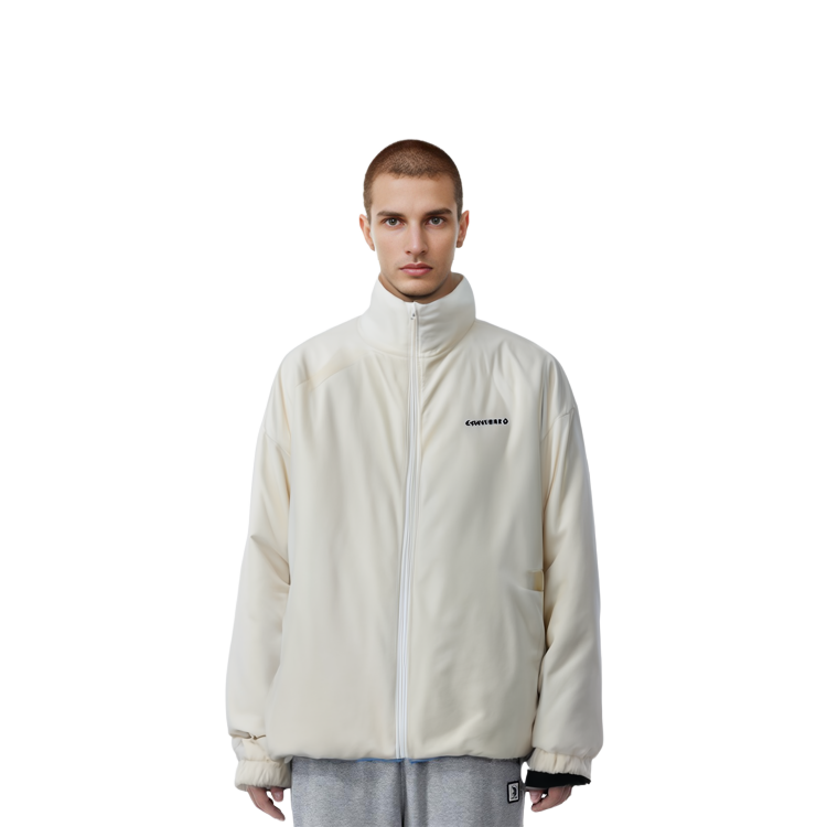 Shop Converse冬季羊羔绒系列白色宽松款Logo夹克男女通用 10023526-A02